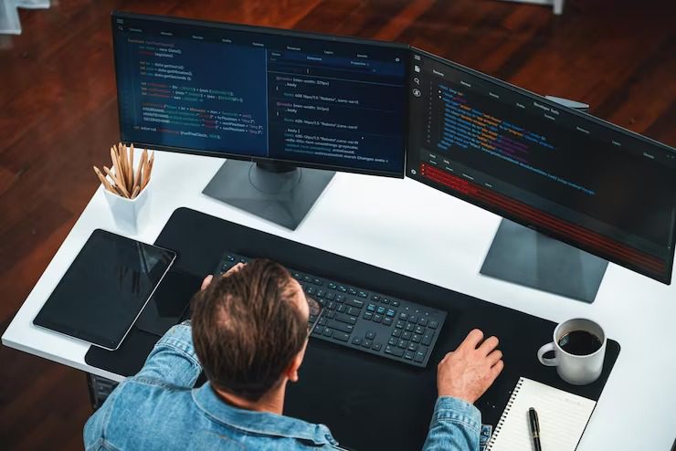 Comprendre les indicateurs primordiaux pour évaluer les performances du développeur web externalisé